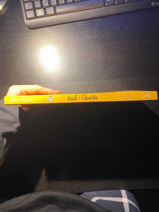 Nick e Charlie, de Alice Oseman (Em Português)