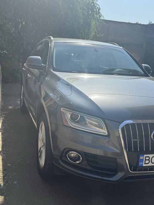 Ауді Q5  ку5 2.0 tfsi. 2015 рік гарний стан