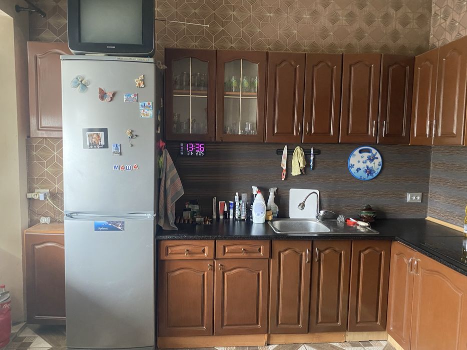 Кухня со столешницей