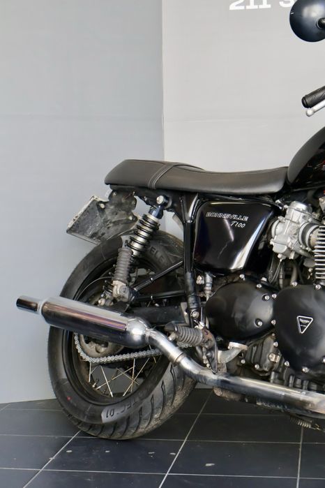 Triumph T100 ( RESERVADA)