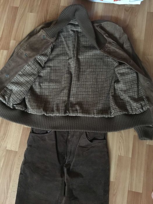 одяг  із замші куртки і  штани  шорти