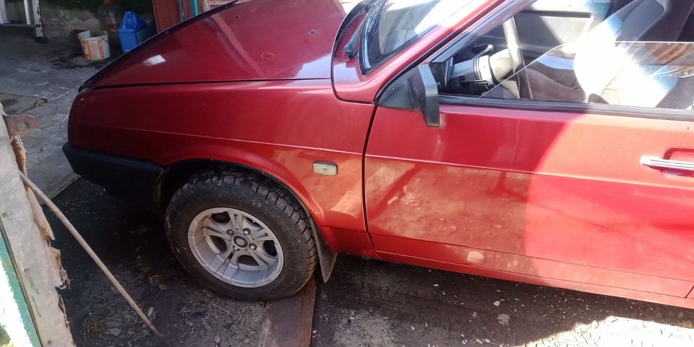 ВАЗ 2109  продам