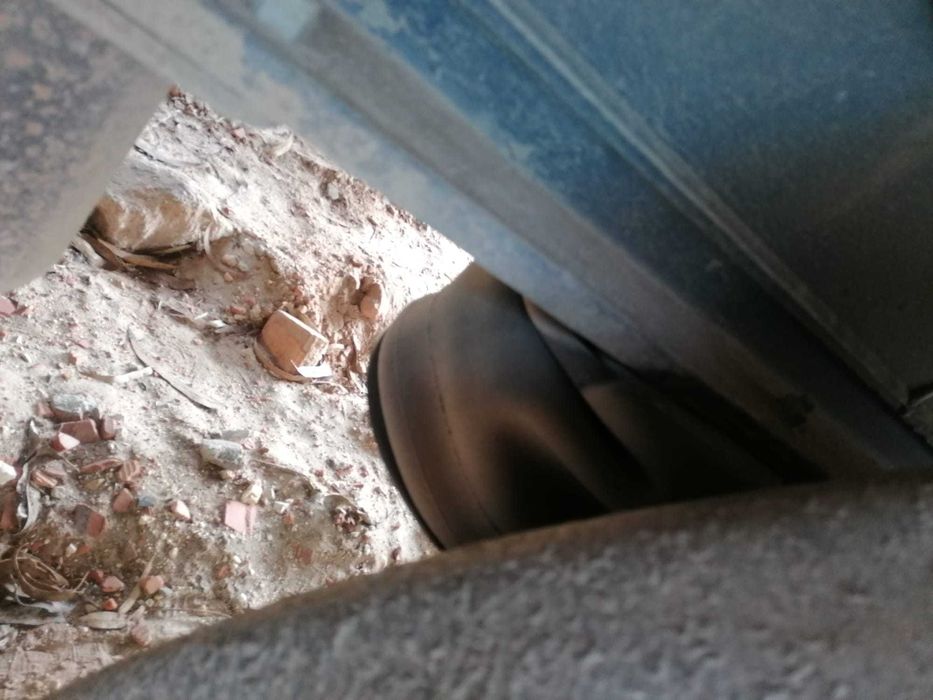 Vende Reboque em Bom Estado , pronto a laborar