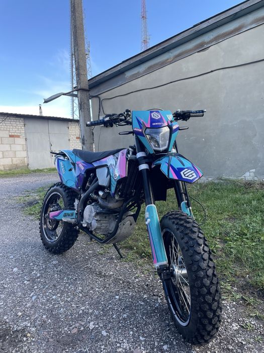 Geon GNS 300.