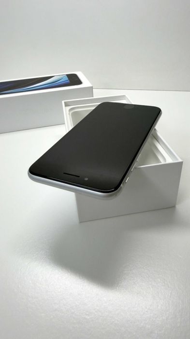 Apple iPhone SE 2 (2020)・128GB・Branco (Factura e Garantia)