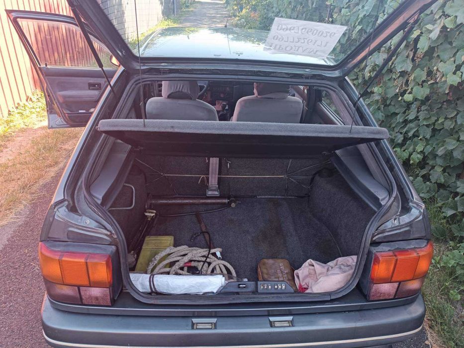 Продам Renault 19 1989 нефарбований.