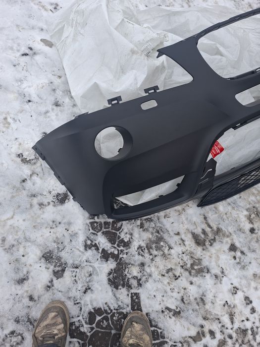 Бампер передній на бмв х3 ф25.новий з нижньой решіткой