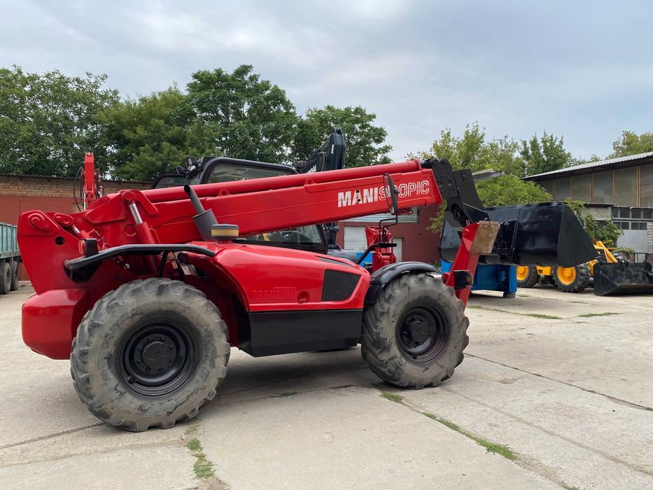 Телескопічний навантажувач Manitou MT 1740 SLT
