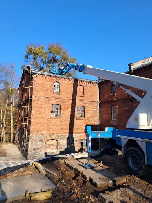 Podnośnik koszowy wynajem 18m 21m 27m 35m 42m 44m Pruszcz Gdański