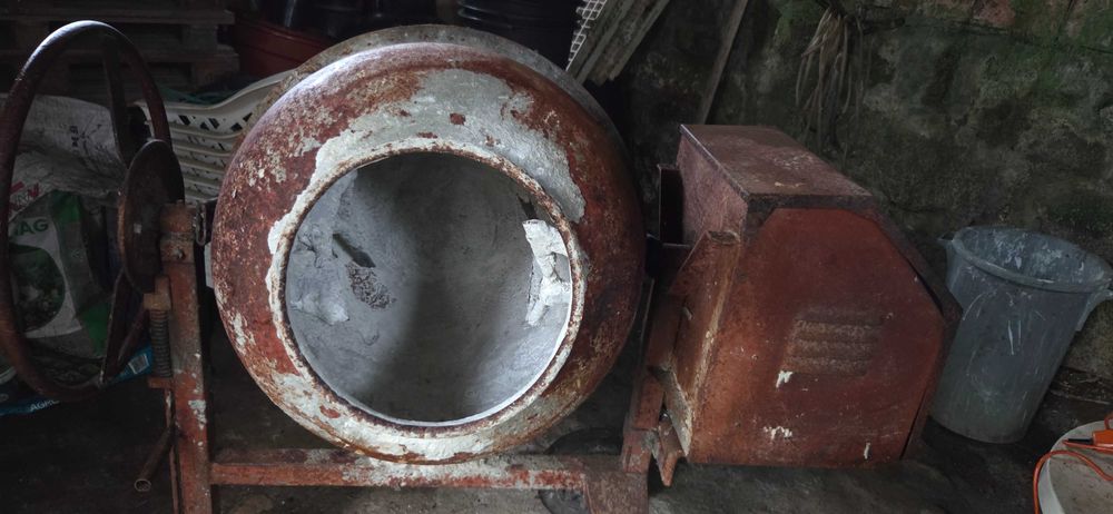 Betoneira - Motor Eléctrico