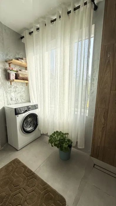 Два дома, 90 м. кв. на участке 17 соток, в Днепре. Лоцкаменка. ул. Тернопольская.
