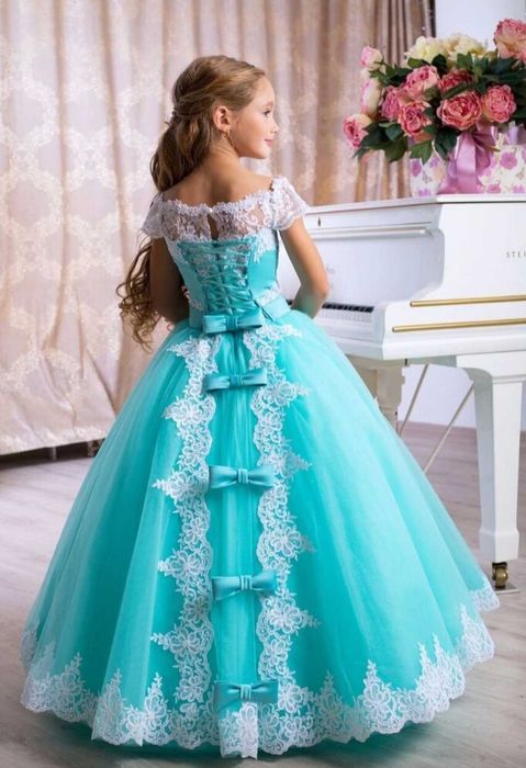 Прокат святкових суконь для дівчат, Київ