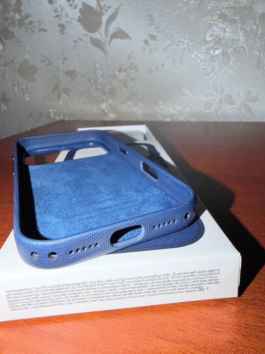 Чехол на iPhone 17 Pro TechWoven Case