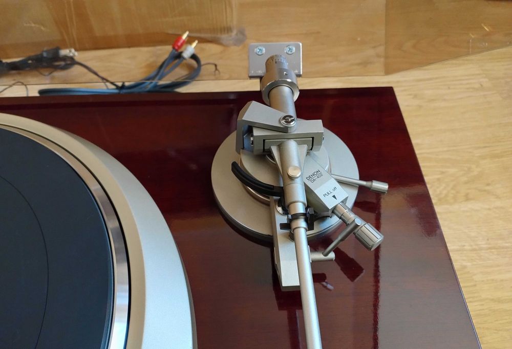 Gramofon Denon DP-75M