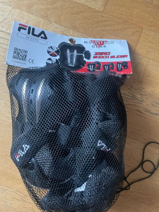 Ochraniacze na nadgarstki, łokcie i barki