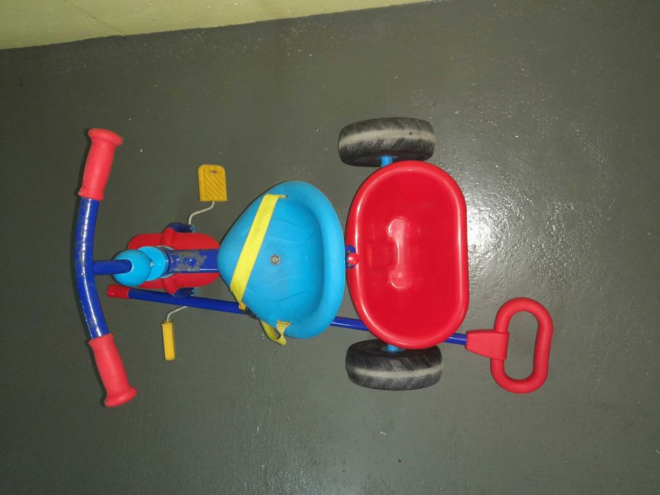 Triciclo de bebé