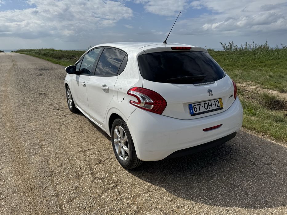 Peugeot 208 1.4hdi
