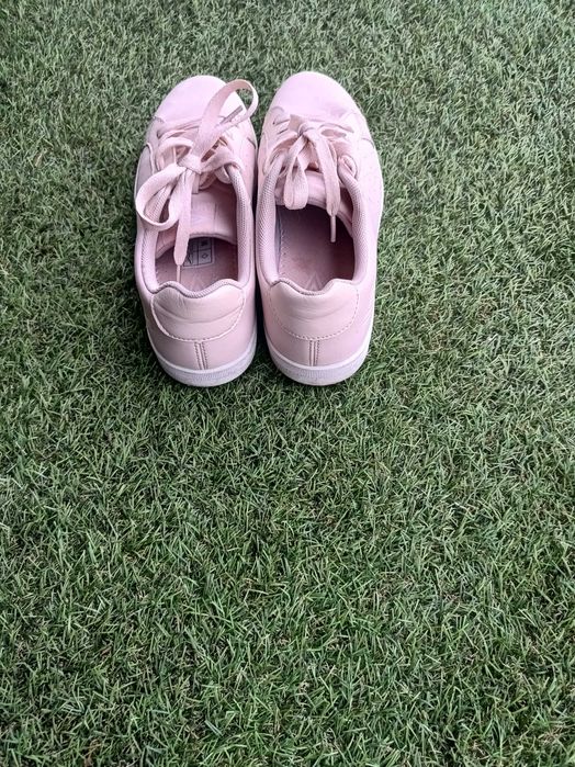 Adidasy Umbro, pudrowy róż r.40