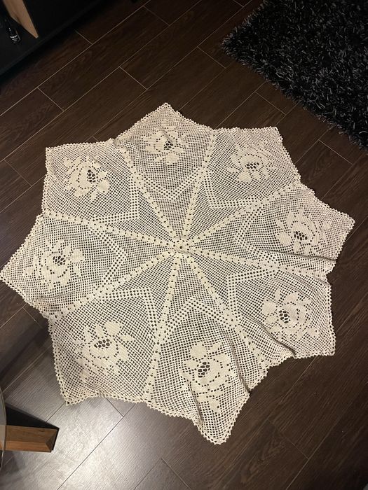 Toalha de mesa bordada