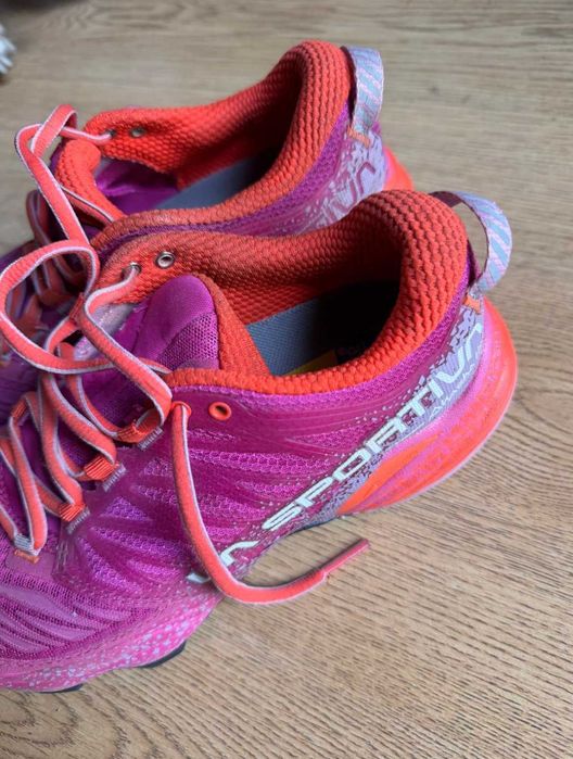 La Sportiva Ténis de trail running Akasha II