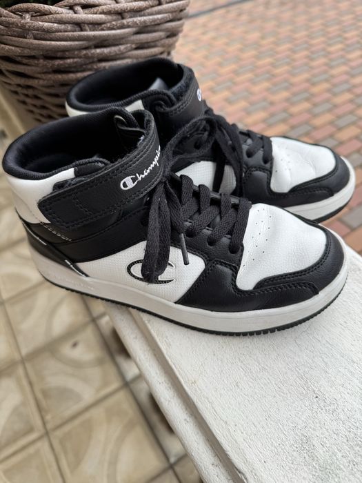 Продам напівчеревики Champion