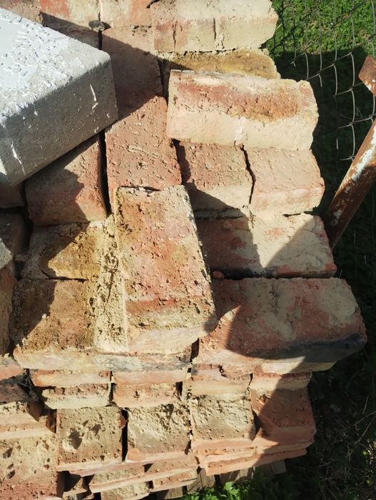 Cegła z rozbiórki