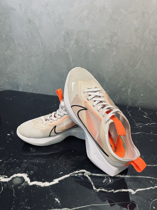 Кросівки жіночі nike