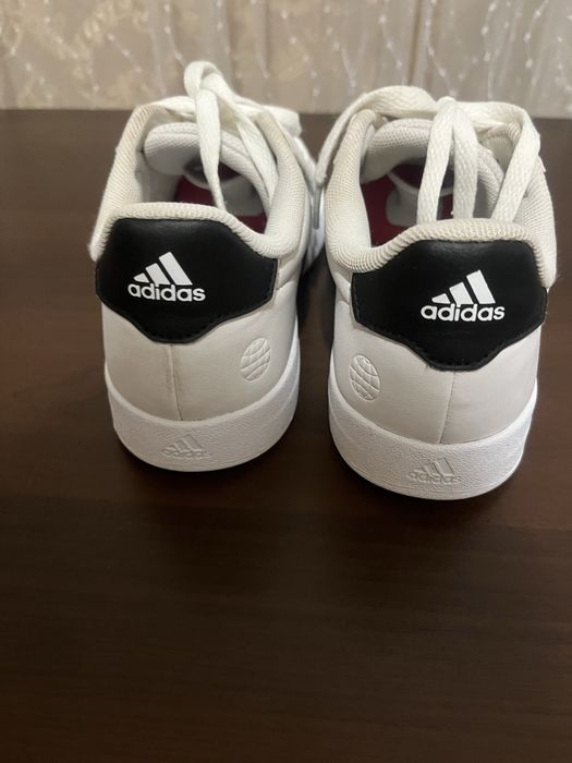 Жіночі кросівки, кеди Adidas Breaknet 2.0
