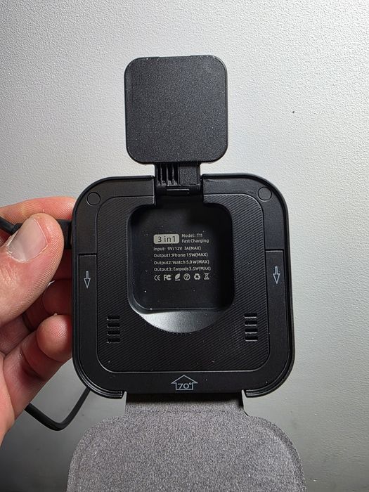 Ładowarka indukcyjna 3w1