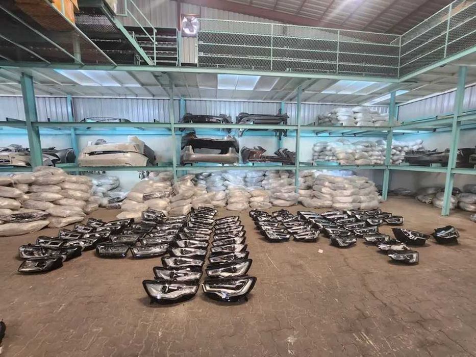 Фара фари фонарь на всі автомобілі