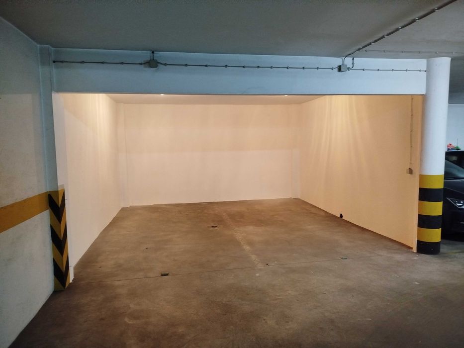 Arrendo garagem para veiculo ligeiro
