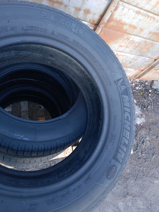 215/60/16 Michelin energy saver