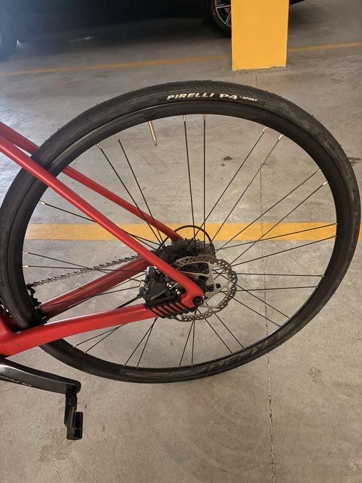 Bicicleta Merida Scultura Disc 5000 Carbono 2020