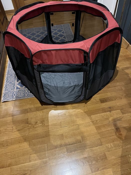 Parque dobrável para cão