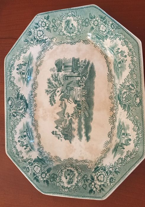 Travessa de Massarelos, em muito bom estado.