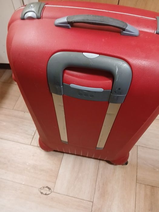 Vendo  mala de viagem