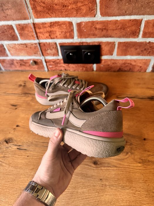 brązowe buty Vans UltraRange EXO SE