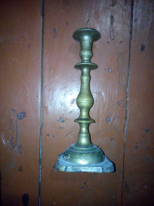 Подсвечник старинный