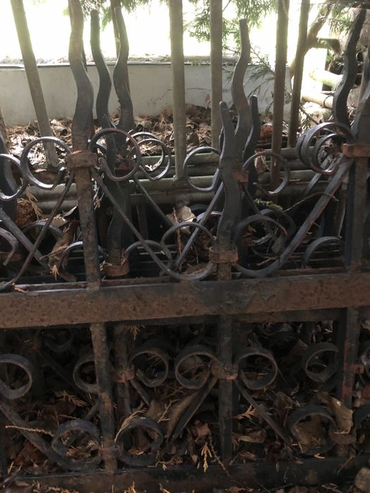 Кована огорожа. Забор паркан перила поручень оградка декоративна ковка