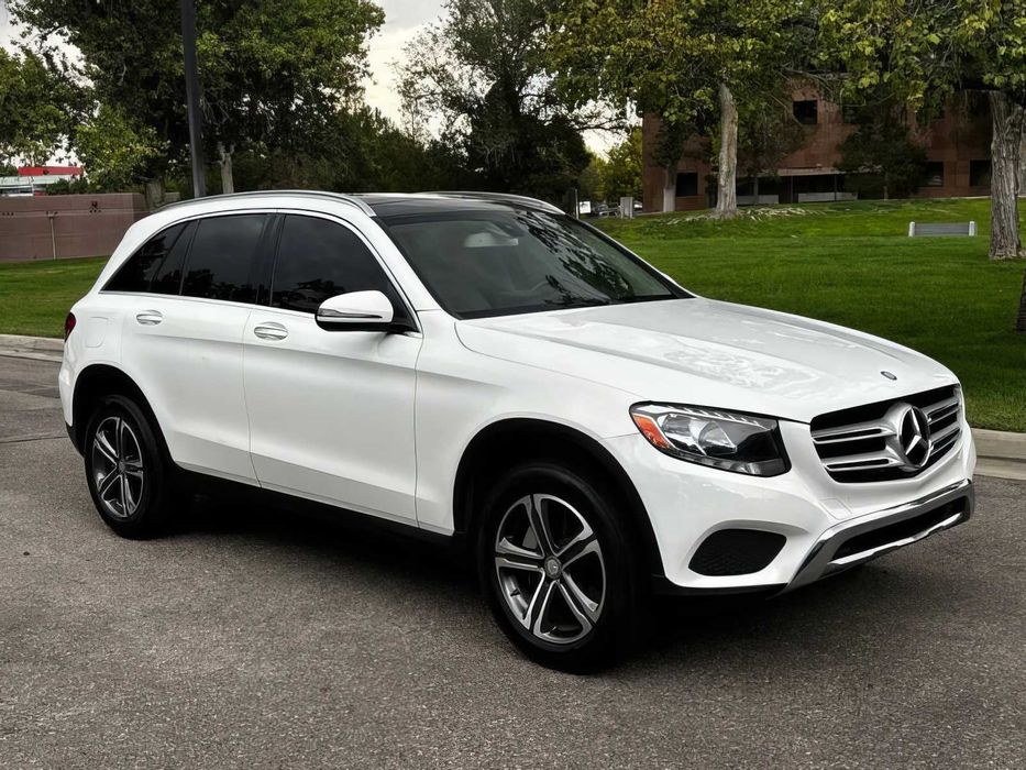 Mercedes-Benz GLC 300 4MATIC      2017