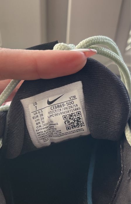 Nike Air Max 720-818