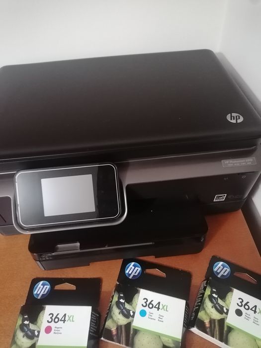 Impressora HP com 8 tinteiros