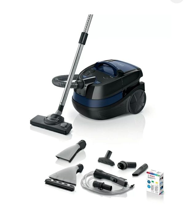 Пилосос миючий Bosch BWD41700. Пилосос для сухого і вологого прибиранн