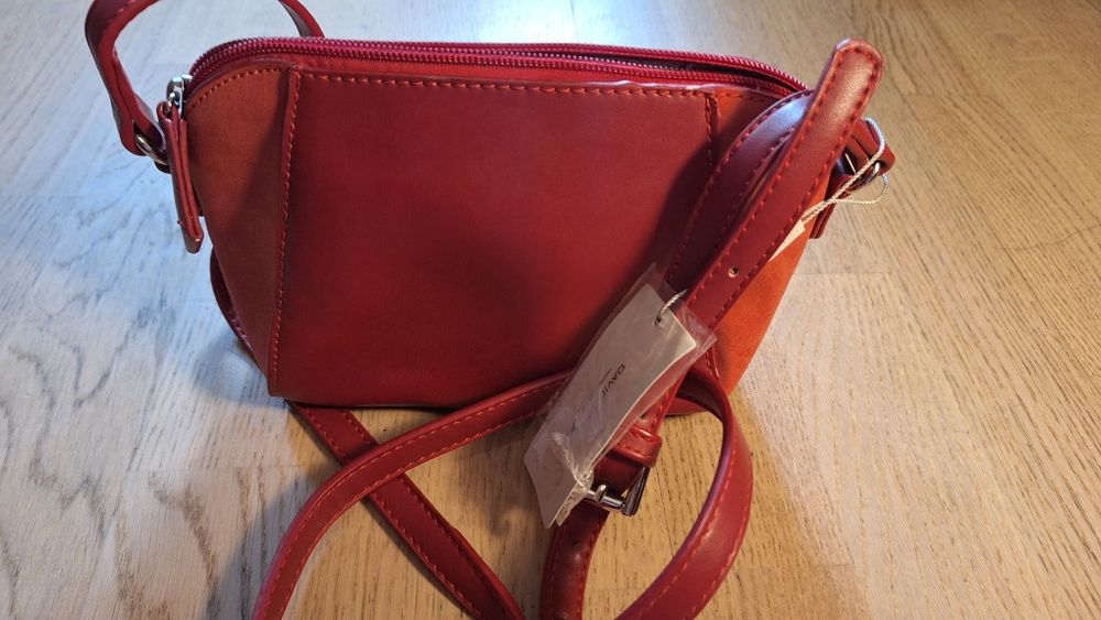 Новая сумка David Jones