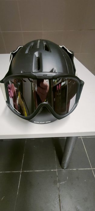 Kask narciarski salomon