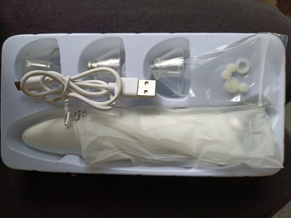 Mikrodermabrazja Roneberg urządzenie do pochłaniania zaskórników