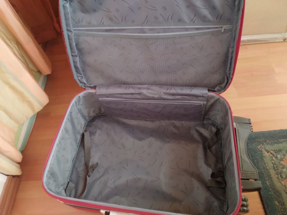 Vendo mala de viagem  muito bom estado
