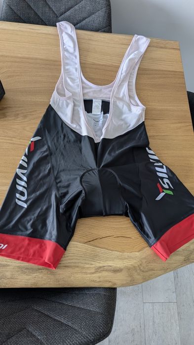 Męskie spodenki rowerowe marki Silvini