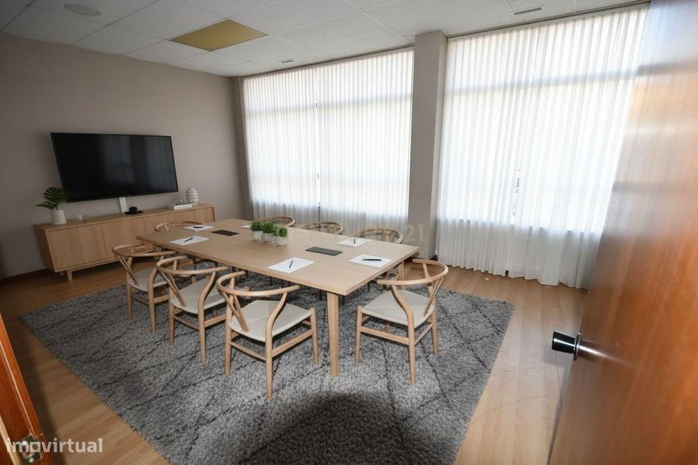 Loja em Alfragide - 180m² por 260.000€