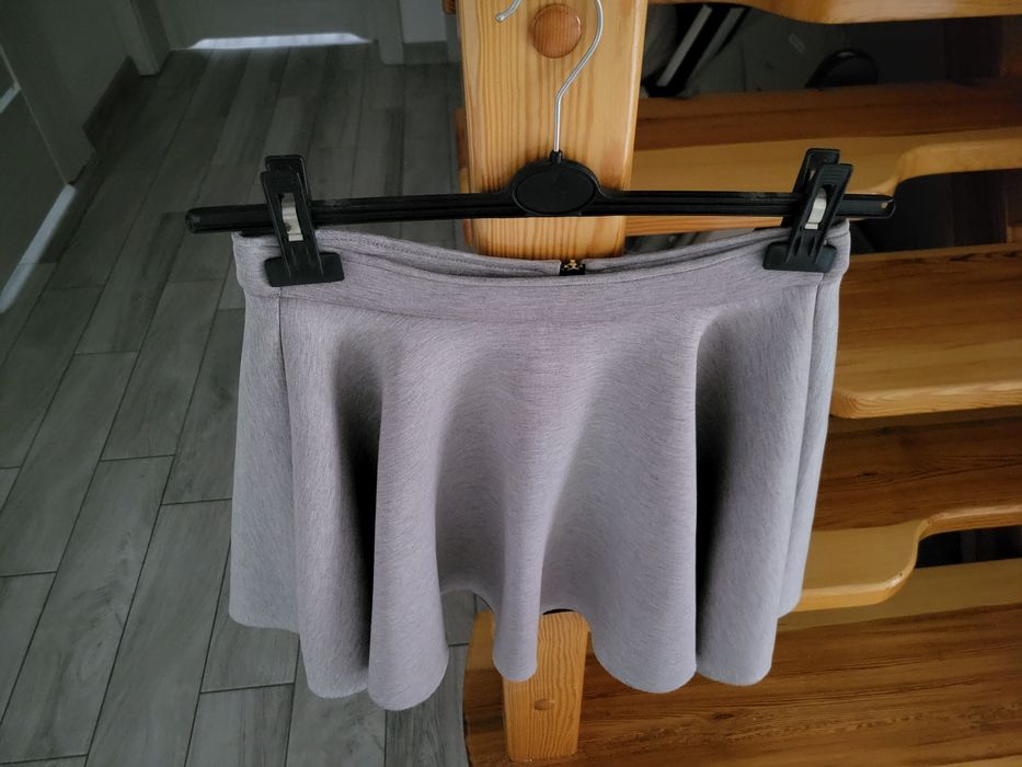 Szara spodnomiczka S polecam